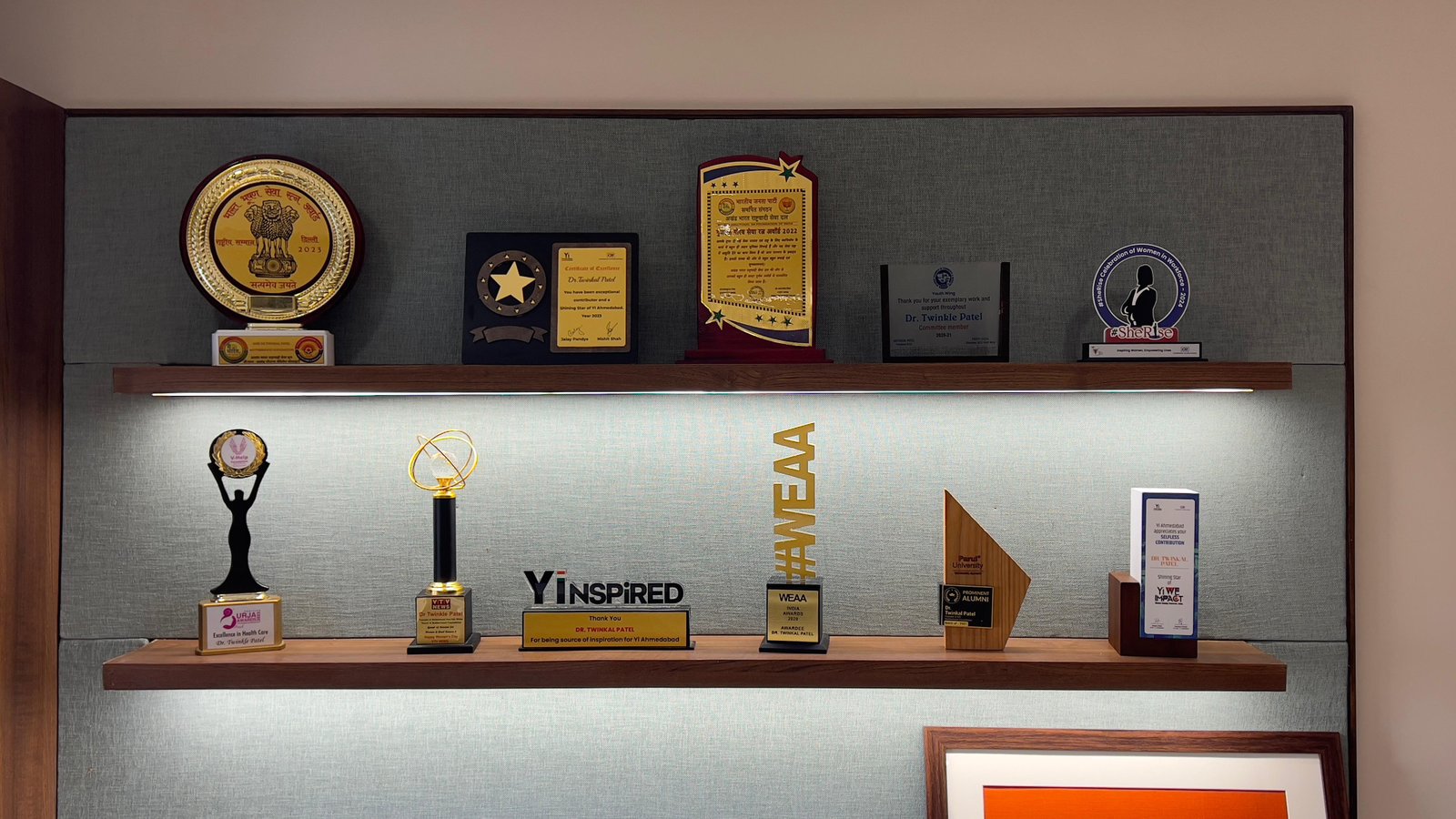 Awards & Certificates